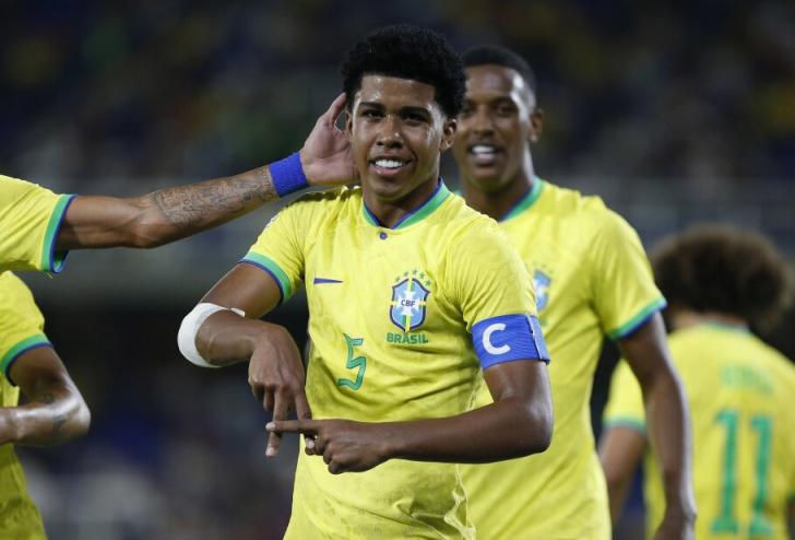 Brasil x Colômbia: palpites, onde assistir, escalações e horário